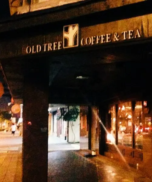 [ 台北 ] Old tree coffee - 忠孝新生 老樹咖啡 體驗30多年前的古早味