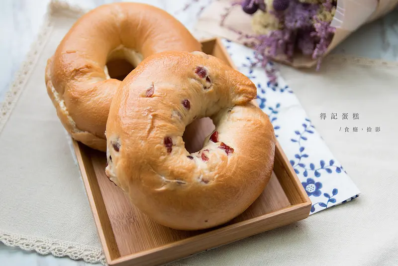 [食癮-西點]得記蛋糕/麵包-今天的早餐是貝果配牛奶？還是桂圓蛋糕配烏龍茶？｜台北市中正區｜捷運公館站