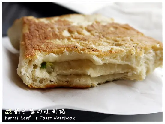 【中式早餐】台北市中正區│阜杭豆漿 (捷運善導寺站) -- 終於吃到排隊人潮超可怕~傳說中的好吃厚燒餅