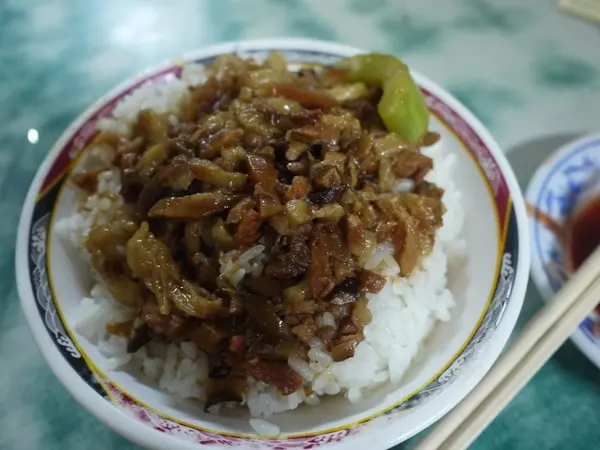 ♚老字號的魯肉飯魅力無法檔-金峰魯肉飯♚