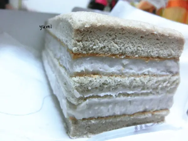 【台北食記-大安區】超綿密!純正芋頭製作的雙層芋泥蛋糕@香帥蛋糕              