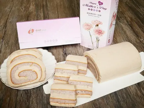 香帥蛋糕-母親節蛋糕分享  芋頭控照過來  每一口都吃得到滿滿芋泥  快帶一條蛋糕回去孝敬阿母