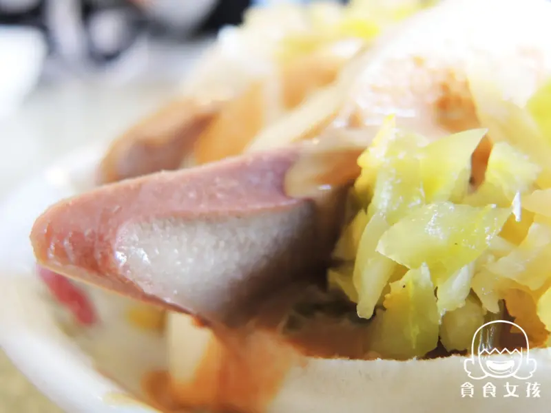 台南美食)阿松割包-豬舌爽彈軟嫩，清湯更是無可挑剔/國華街美食/台南小吃/台南推薦小吃