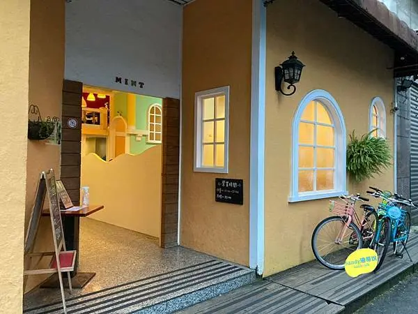 mint pasta綠薄荷麵食坊｜世新校友的必吃美食，捷運景美站平價義大利麵，加麵不加價ＣＰ值超高！南瓜濃湯美味濃郁一定要來一碗！