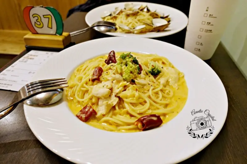 【台北】 MINT PASTA 綠薄荷麵食坊 粉紅醬起士雞肉義大利麵 平價人氣義大利麵