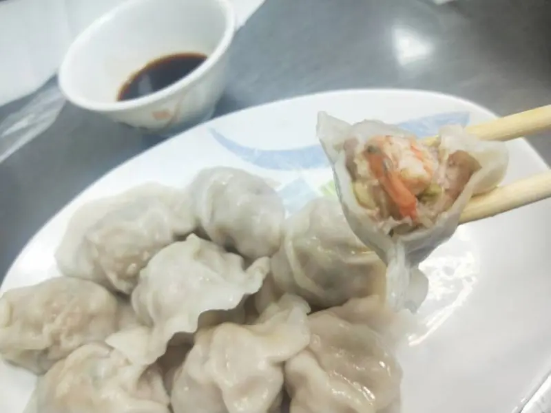 松江南京美食。阿娥水餃 現包韭黃蝦仁水餃 100元以下上班族午餐首選