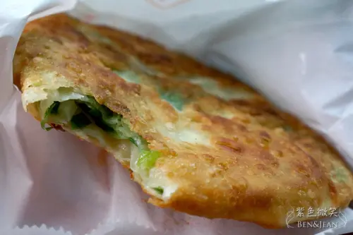 ▋宜蘭美食▋三星阿婆蔥油餅~蔥多 很多 非常多