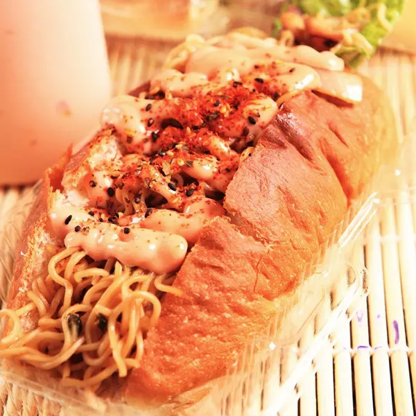 大勝日式炒麵麵包