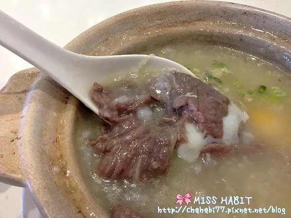 【信義區美食】買團購卷超級划算 餐點不錯吃。NEO19 港欣新潮茶餐廳