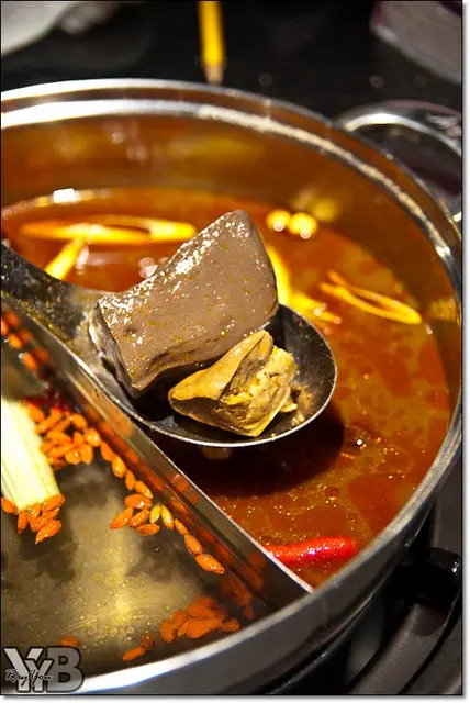 [鍋物] 辣頂級麻辣鴛鴦火鍋‧馬辣信義旗艦店