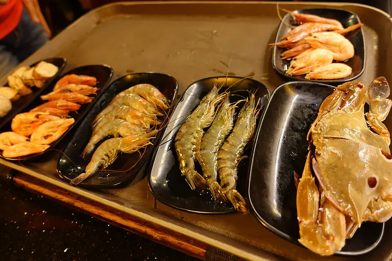 (胖樺食記)信義區超推薦麻辣鴛鴦鍋吃到飽「馬辣頂級麻辣鴛鴦火鍋-信義旗艦店」/捷運象山站/三點蟹/哈根打使種類超多