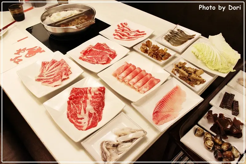 〈口碑劵〉滿堂紅頂級麻辣鴛鴦火鍋（復興店）@台北市信義區