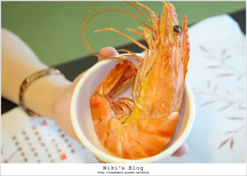 ▋松山鴛鴦鍋。麻辣湯底蔬菜湯底都美味！一個人也可以吃！柳村一品鍋 ▋