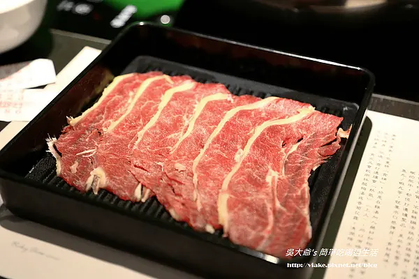 『食記』台北市．文山區．景美夜市．馥臨港式火鍋景美店(湯頭不錯，鍋料普通)