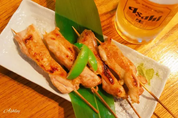 橘屋餐酒館|捷運六張犁・台北和平東路上・巷弄隱密日式居酒屋・當日魚貨新鮮食材・串燒・生魚片握壽司・咖哩飯