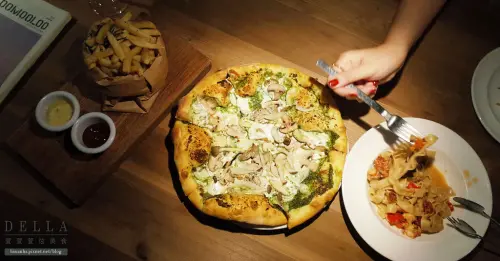 【台北】Woolloomooloo(信義店)。澳式咖啡餐館 超格調約會餐廳 先來口葡萄酒 再上菜吧！（無雷餐廳）