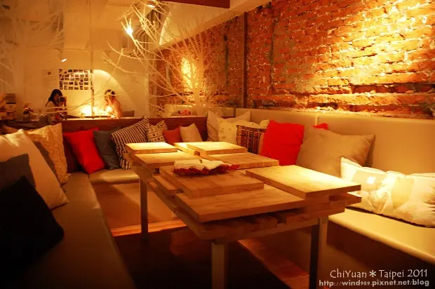 [台北]東區敦南。Akuma caca 可可設計人文咖啡