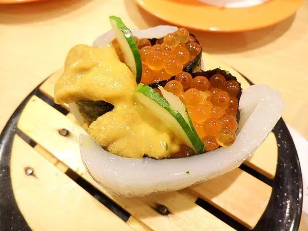 【食記】台北*SOGO復興館。中與志迴轉壽司*新鮮超值好吃