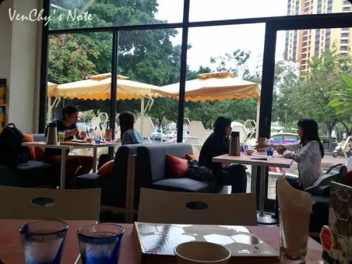 【快閃系列】台中 Bug & Bee 泰式創意料理 1 訪+2訪