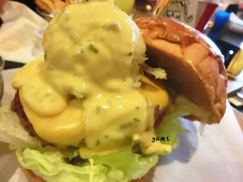 【台中食記-西區】美式餐廳席捲台中@Burger Joint 7分So 漢堡、早午餐專賣              