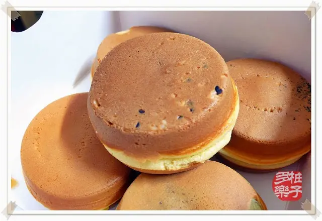 同心圓水晶紅豆餅：熱酥冷Q的車輪餅餅皮