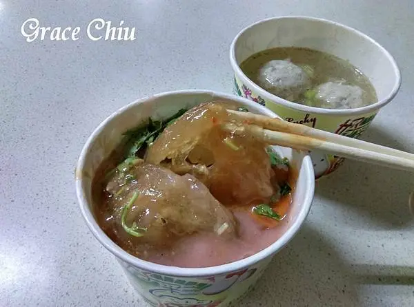 安東街彰化肉圓～內用外帶人潮不停歇，常常三小時就完售的美味肉圓