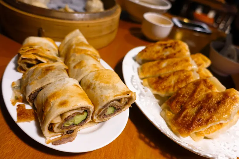 (胖樺食記)台北推薦必吃美食「盛園絲瓜小籠湯包」/捷運東門站中正紀念堂商圈平價美味餐廳/譽想中外觀光客愛店/完整菜單不收服務費