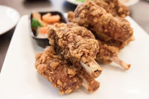 金蓬萊的排骨酥果然不是蓋的!