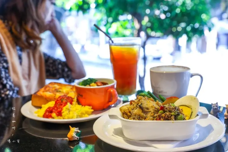 大片窗景咖啡館，不限時、有插座、有包廂！台北怡客咖啡士林店，新菜單推薦