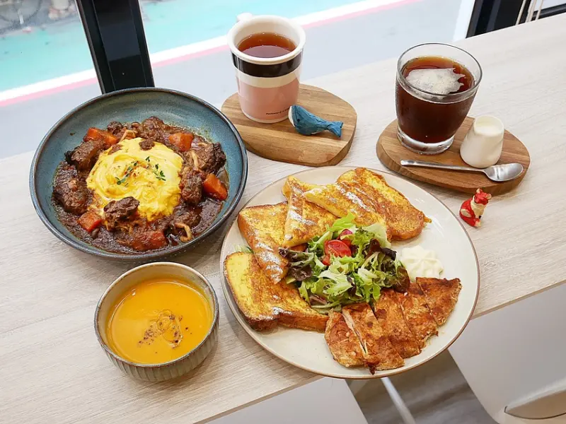 拓樸本然Topo-台北天母自然風早午餐推薦，提供家一般的用餐環境，餐點好吃又好拍，法式吐司必吃