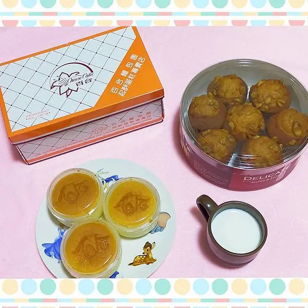 台北/士林人氣麵包店百合麵包園，經典招牌起酥蛋糕.布丁燒.桂圓蛋糕，好吃的伴手禮推薦!