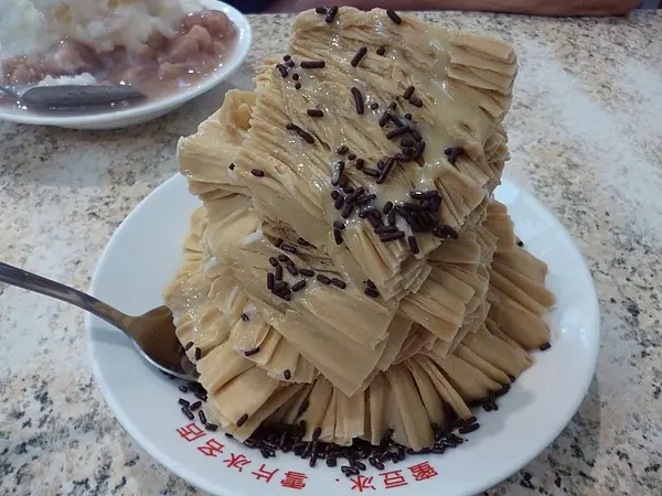 好像吃下滿滿的咖啡--50年老店士林辛發亭雪片冰              