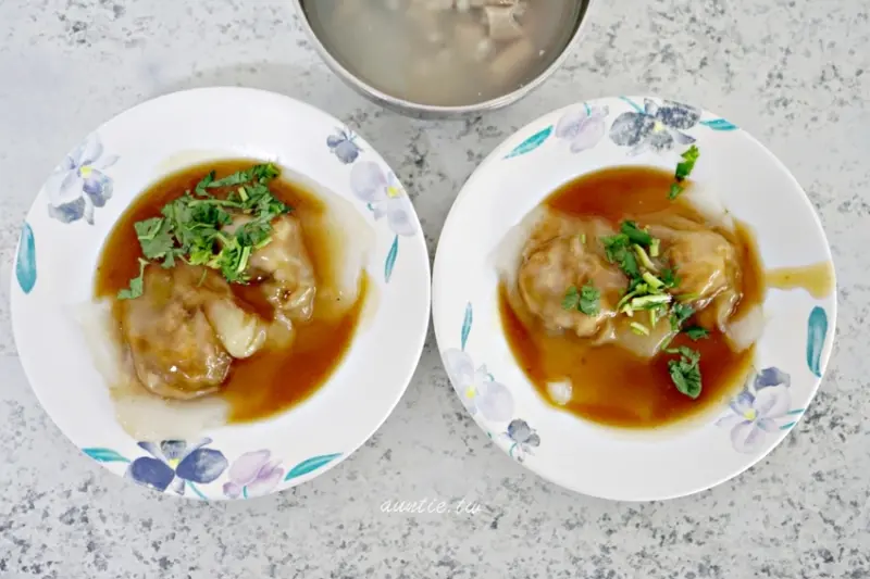 【台北】劍潭肉圓王 清蒸肉圓 肉圓皮超軟嫩 巷弄人氣小吃 - 水晶安蹄 不務正業過生活