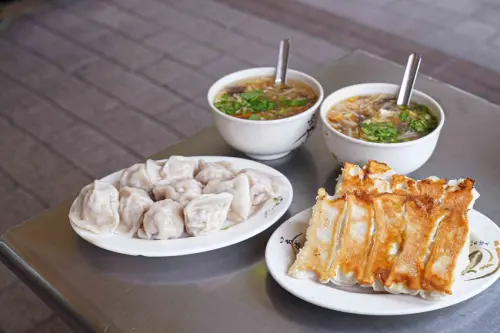 【台北美食】馥陽鍋貼水餃｜寧夏夜市｜大同區美食｜