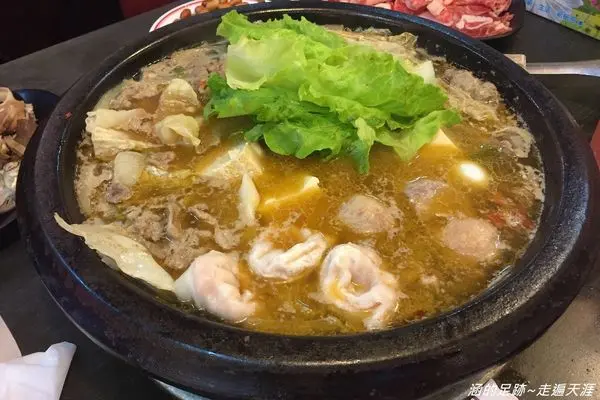 [食記] 台北寧夏夜市 - 帝一火鍋 ~ 超平價石頭火鍋吃到飽