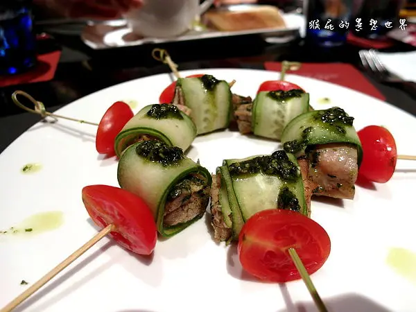 【台北車站】京站低調奢華浪漫餐廳紅色檳氛 LAir Rouge！燈光美氣氛佳！