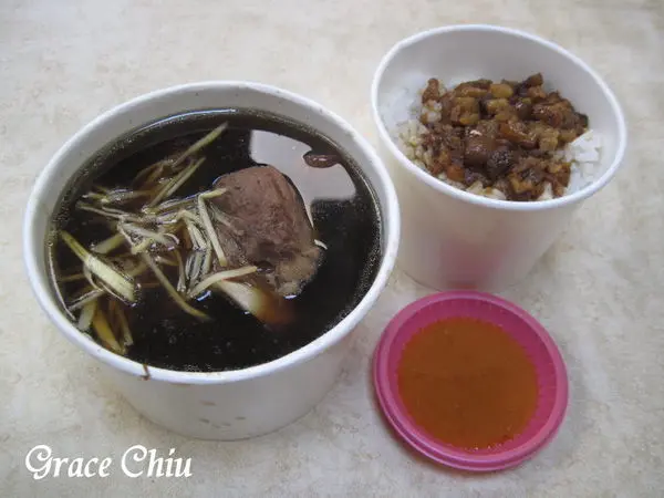 海友十全排骨～溫醇藥膳暖胃好滋補(士林夜市)藥燉排骨．藥燉雞腿．藥燉羊排．藥燉土虱