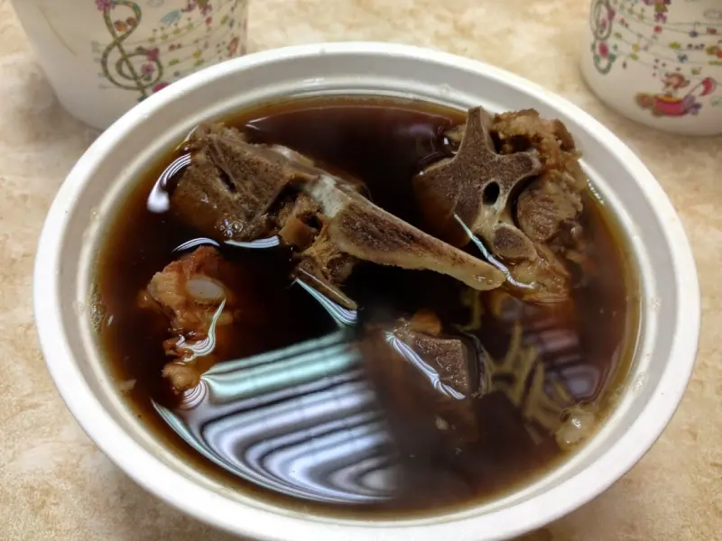 [台北市林/藥燉排骨] 貴鬆鬆的十里飄香 :海友十全排骨