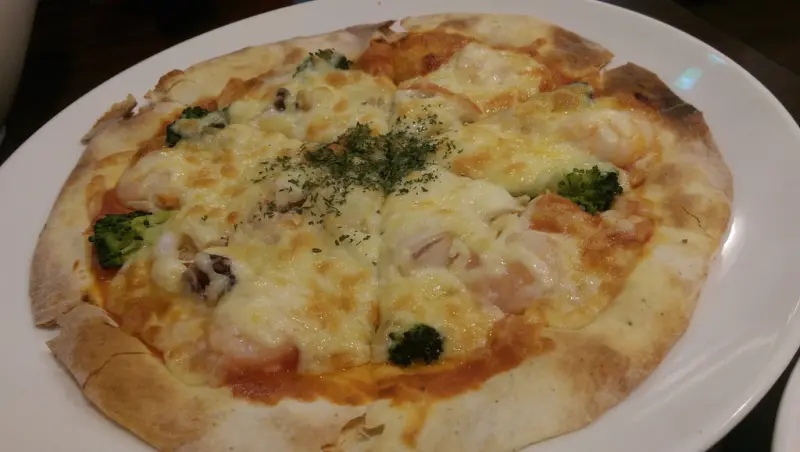 薄脆Pizza 好吃度超高@龍眼樹Pizza King