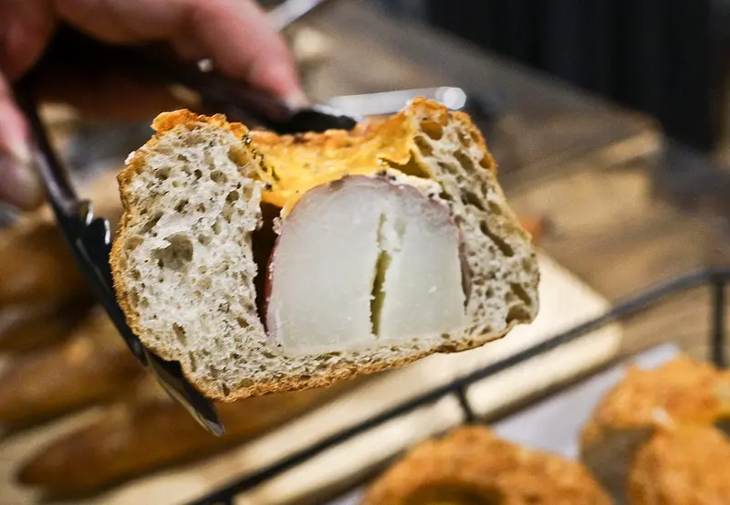 真正台灣在地麵包!! 紅蔾與台灣小麥的結合!!  哈肯舖手感烘焙新埔店