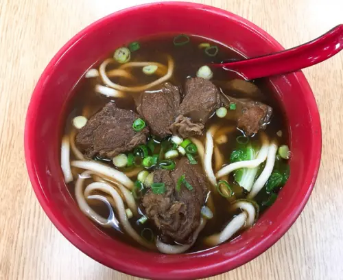 【江子翠】老五鍋貼牛肉麵｜巷弄美食＊