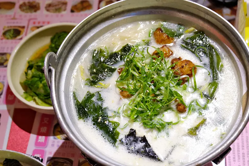 ［板橋區］：溫暖每一口☆博多拉麵