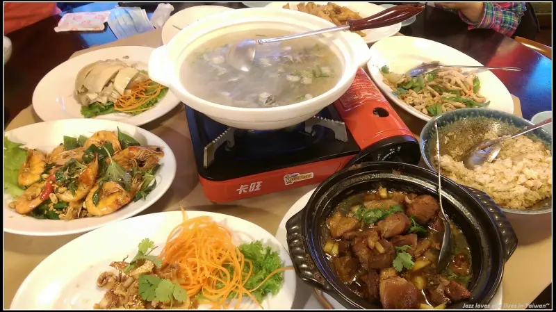 [五角菜飯] 努力吃飽! 人人有責!