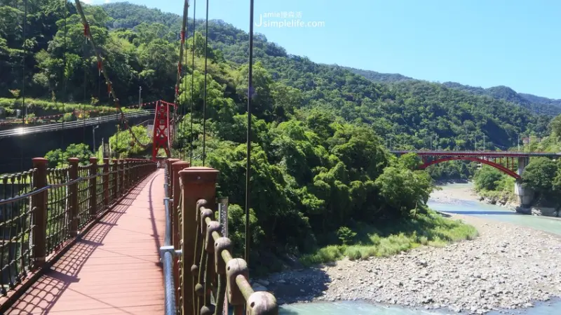 新北｜烏來慢旅 × 烏來瀑布（台車），新與舊時光交疊，串起我倆美好白晝記憶