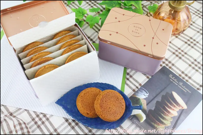 [ 六張犁站．遠企週邊美食 ] 珠寶盒法式點心坊～法式Échiré艾許奶油與小山園抹茶雙口味布列酥餅，一片接一片停不下來的美味餅乾