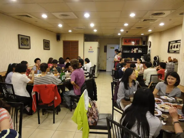 (美食 新北市 頂溪站) 天府家常菜 ~ 19點半以後來絕對吃閉門羹的超