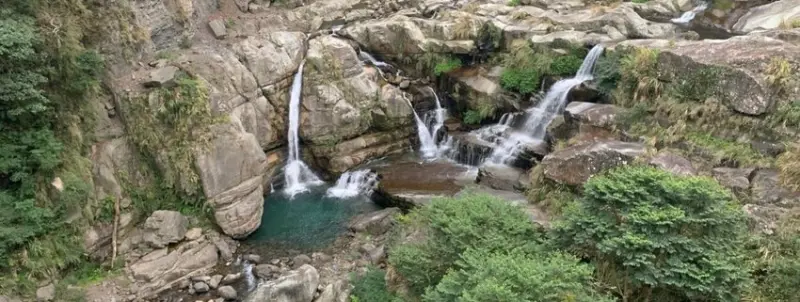走路五分鐘就能抵達的神仙級美景，還是電影賽德克巴萊的拍攝地！景觀餐廳讓你邊欣賞美景，邊享用美食～丹尼的吃喝玩樂～