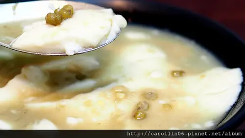 【食記】興南夜市《豆花伯》《古早味米粉湯、黑白切》