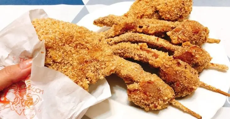 〖翔皓雞排〗Google評論頭家超有個性！20公分的炸雞翅才賣20元．整攤只賣三種炸物．在地人宵夜