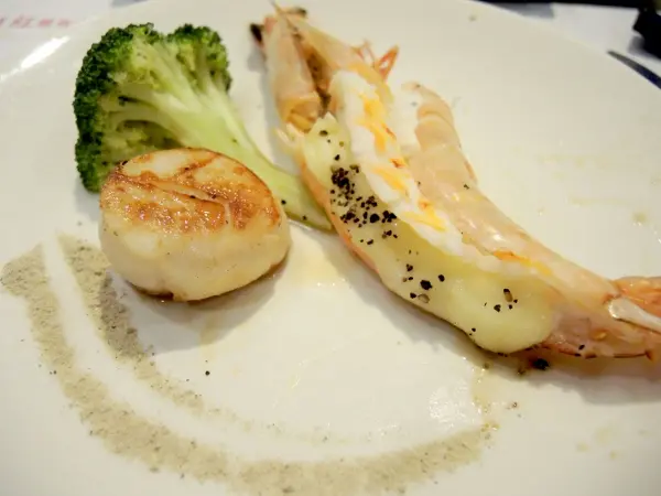 新北台北橋站) 平價就能享用汶萊海鮮和法式料理~旺紅鐵板燒